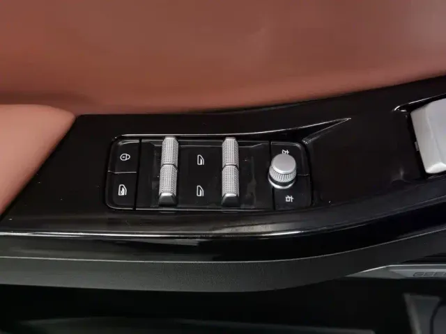 Geely Galaxy L6 — Фото автомобиля 9