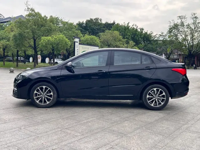 Chery Arrizo 5 — Фото автомобиля 15