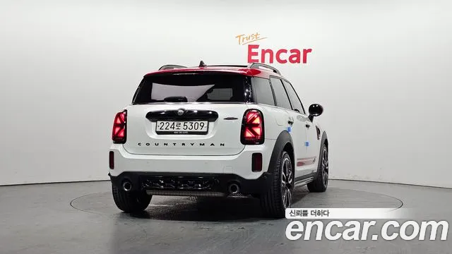 Mini Countryman — Фото автомобиля 4