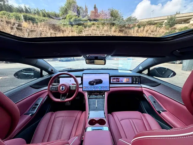 Denza Z9GT — Фото автомобиля 11