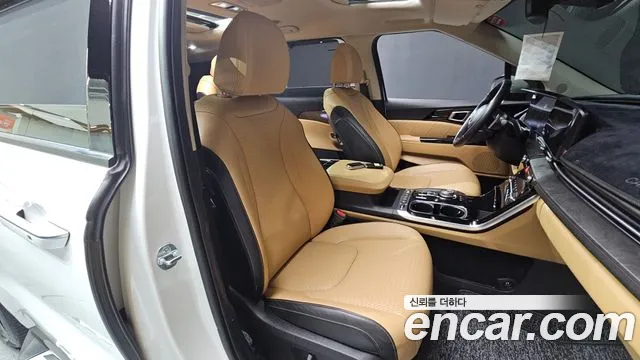 Kia Canival Carnival 4 поколение Бензин 7 мест Signature — Фото автомобиля 23