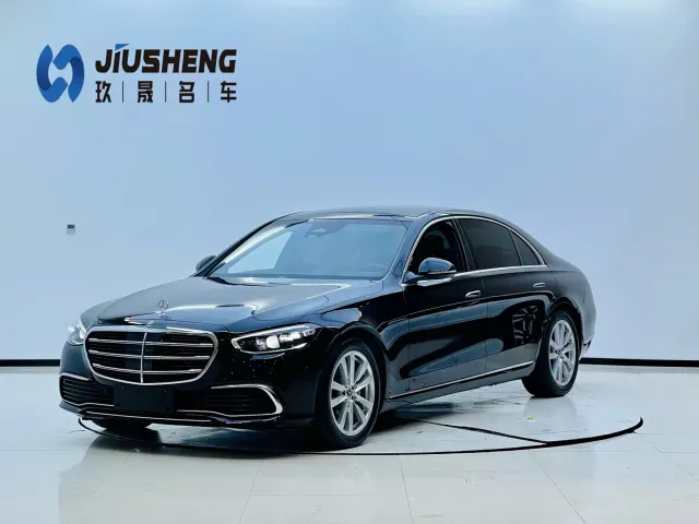 Фотография автомобиля — Mercedes-Benz S-Class