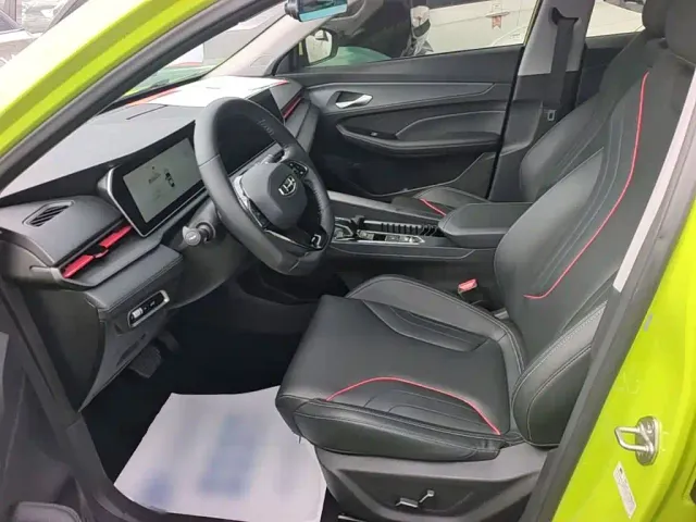 Geely Binrui — Фото автомобиля 14