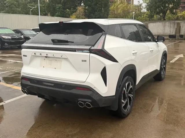 Geely Boyue — Фото автомобиля 10