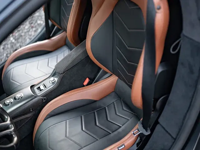 Maserati MC20 — Фото автомобиля 14