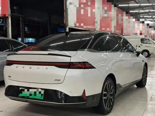Xpeng P5 — Фото автомобиля 7