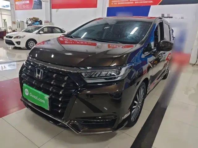 Фотография автомобиля — Honda Elysion