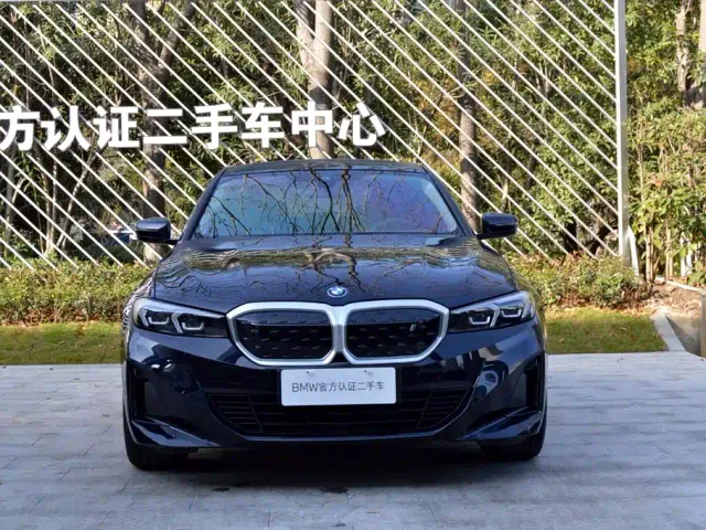 BMW i3 — Фото автомобиля 2