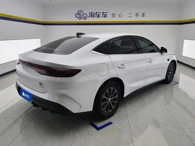 BYD Qin L — Фото автомобиля 3