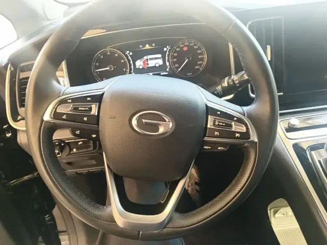 GAC Trumpchi M8 — Фото автомобиля 10