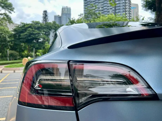 Tesla Model 3 2022 Performance High-Performance AWD — Фото автомобиля 6