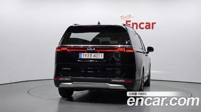 Kia Carnival 4th Gen — Фото автомобиля 4