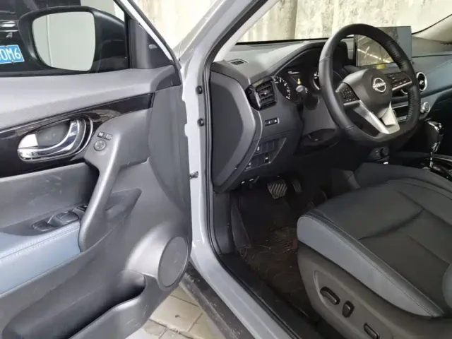 Nissan X-Trail — Фото автомобиля 15