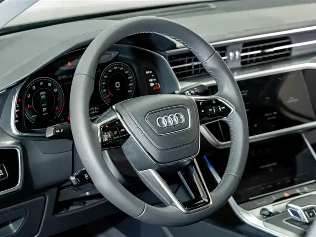 Audi A6L — Фото автомобиля 11