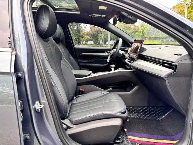 Geely Xingrui — Фото автомобиля 15