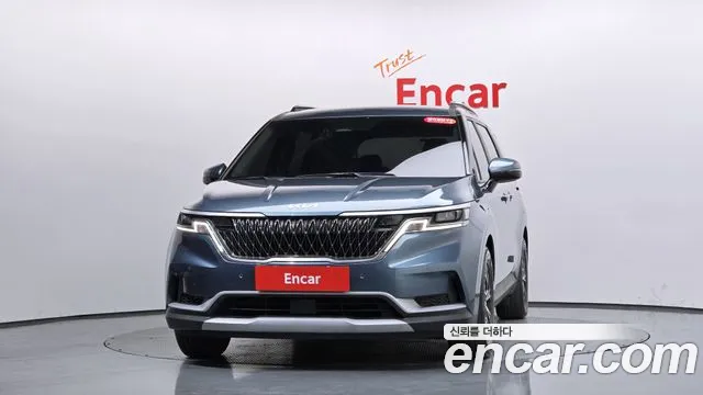 Kia Canival — Фото автомобиля 3