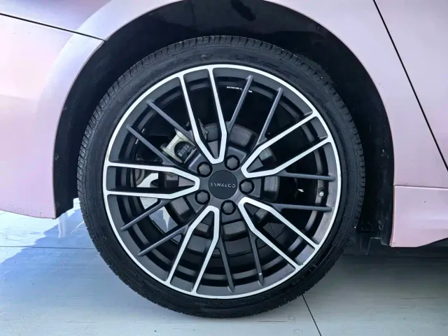Lynk & Co 03 — Фото автомобиля 15