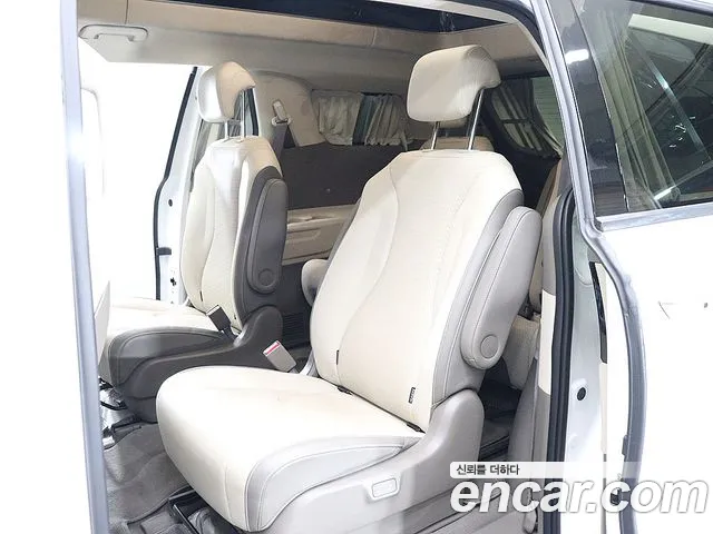 Kia Canival Carnival 4 поколение Бензин 9 мест Hi-Limousine — Фото автомобиля 16