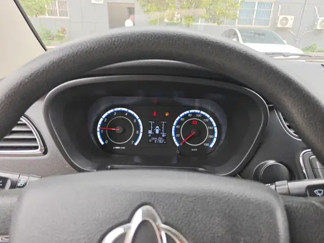 Changan Ono S — Фото автомобиля 12