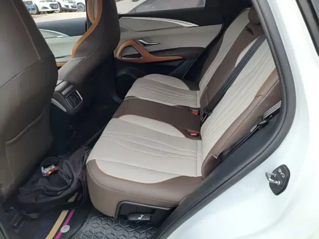 BYD Song Pro — Фото автомобиля 16