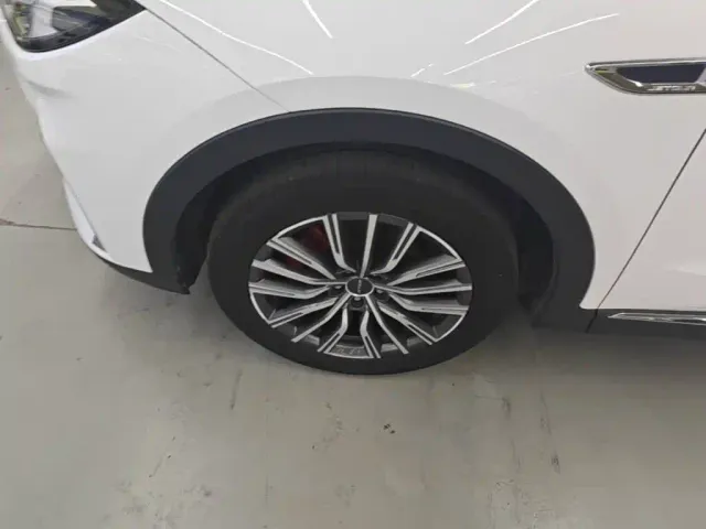 Jetour X70 Plus — Фото автомобиля 22