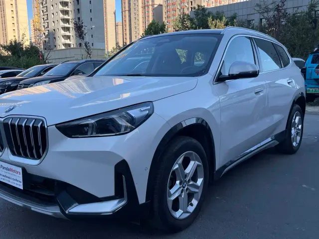 BMW X1 — Фото автомобиля 2