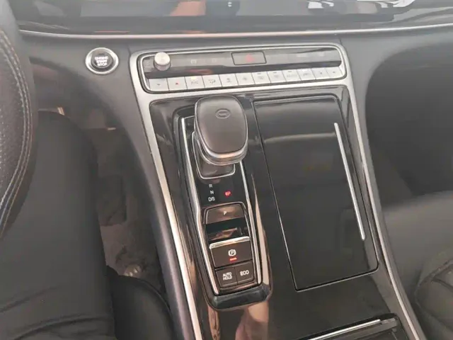 GAC Trumpchi M8 — Фото автомобиля 13