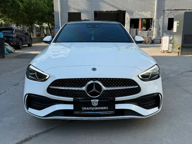 Mercedes-Benz C-Class — Фото автомобиля 2
