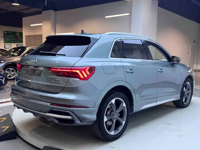 Audi Q3 — Фото автомобиля 7