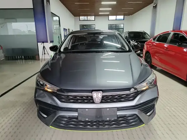 Roewe i5 — Фото автомобиля 2
