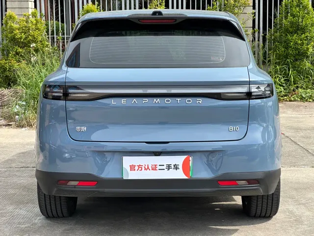 Leapmotor B10 — Фото автомобиля 8