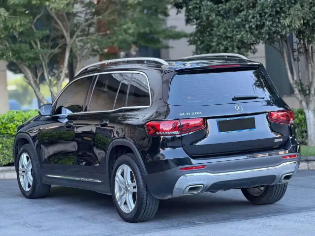 Mercedes-Benz GLB-Class — Фото автомобиля 10