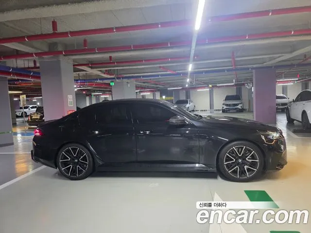 BMW M5 G90 — Фото автомобиля 3