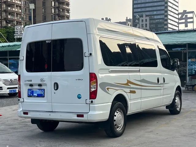 Maxus Xintu V80 — Фото автомобиля 4