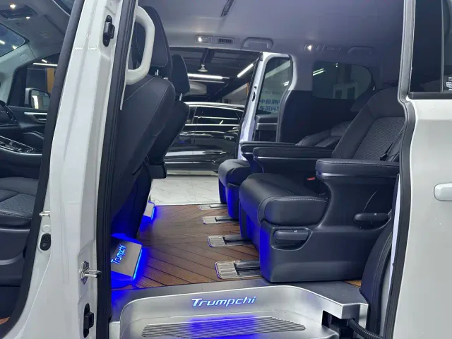 GAC Trumpchi M8 — Фото автомобиля 10