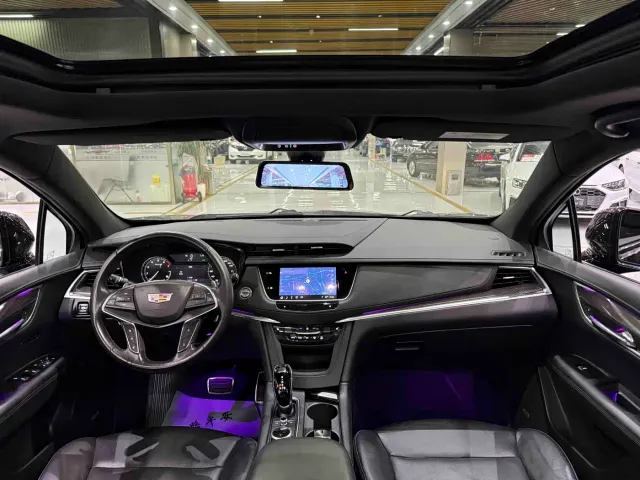 Cadillac XT5 — Фото автомобиля 10