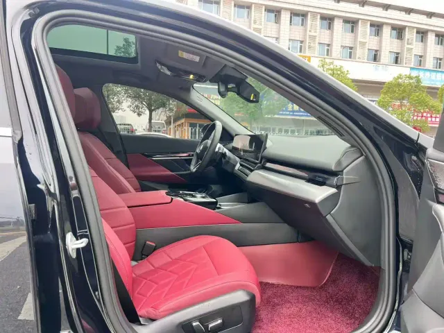 BMW 5 Series — Фото автомобиля 6