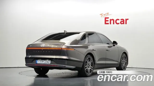Hyundai Grandeur GN7 — Фото автомобиля 2