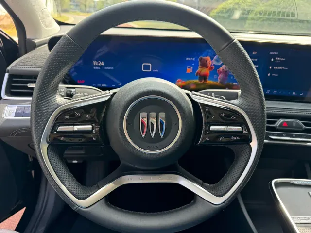 Buick LaCrosse — Фото автомобиля 8