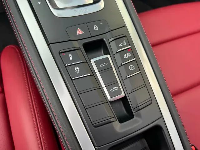 Porsche 718 — Фото автомобиля 17