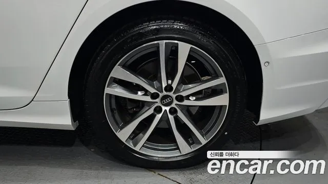 Audi A6 45 TFSI quattro Premium — Фото автомобиля 19