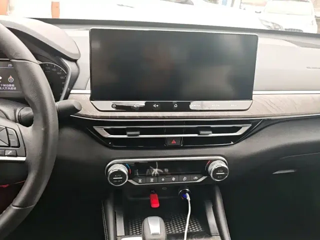 Nissan Teana — Фото автомобиля 12
