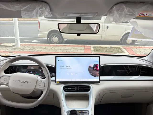 Geely Starry Wish — Фото автомобиля 7