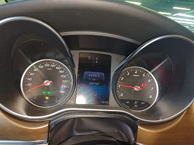 Mercedes-Benz V-Class — Фото автомобиля 3