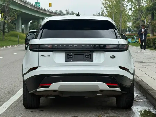 Land Rover Range Rover Velar — Фото автомобиля 15