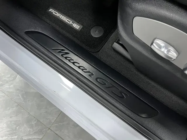 Porsche Macan — Фото автомобиля 26