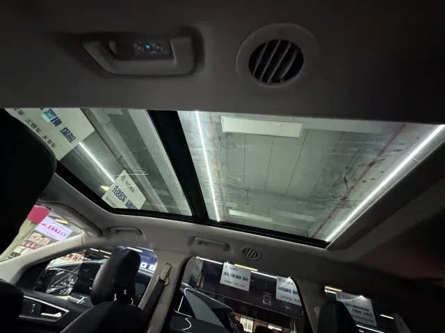 Ford Edge — Фото автомобиля 16
