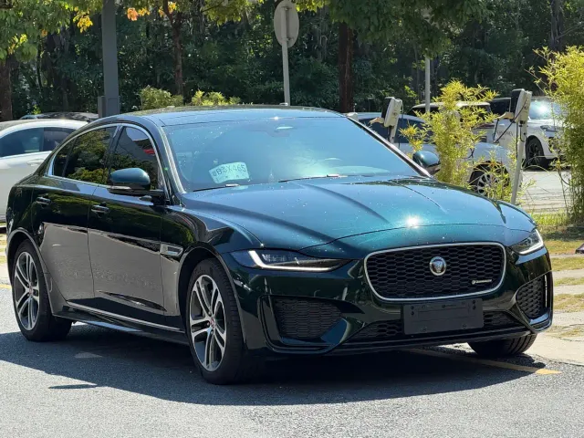 Jaguar XEL — Фото автомобиля 3