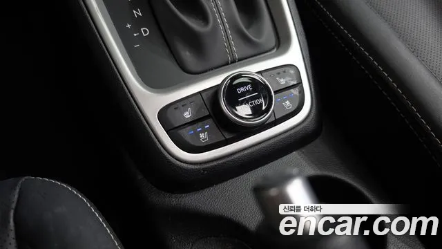 Hyundai Venue Venue 1.6 Premium — Фото автомобиля 18