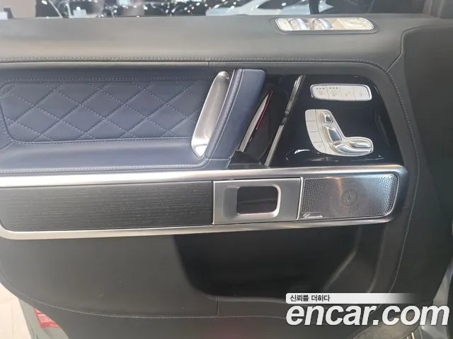 Mercedes-Benz G-Class — Фото автомобиля 12